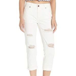 Women’s Distressed Cropped Boyfriend Jeans